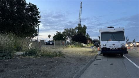 One dead in shooting on Hwy-87 in San Jose